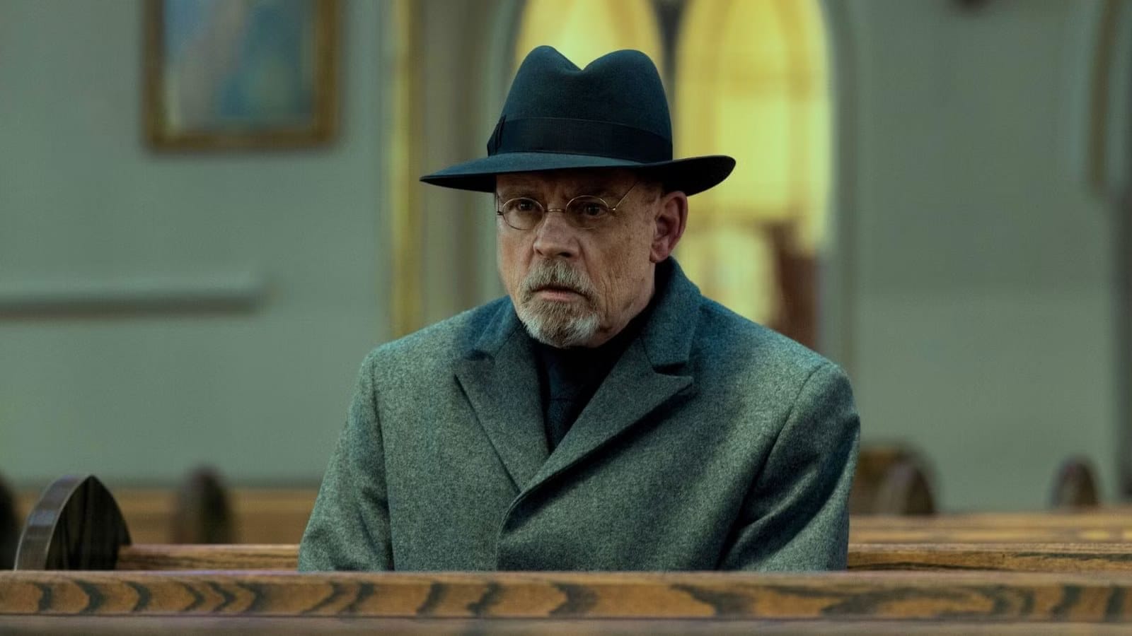 Mike Flanagan’s Fall of the House of Usher Is a Modern Gothic Masterpiece — Collider