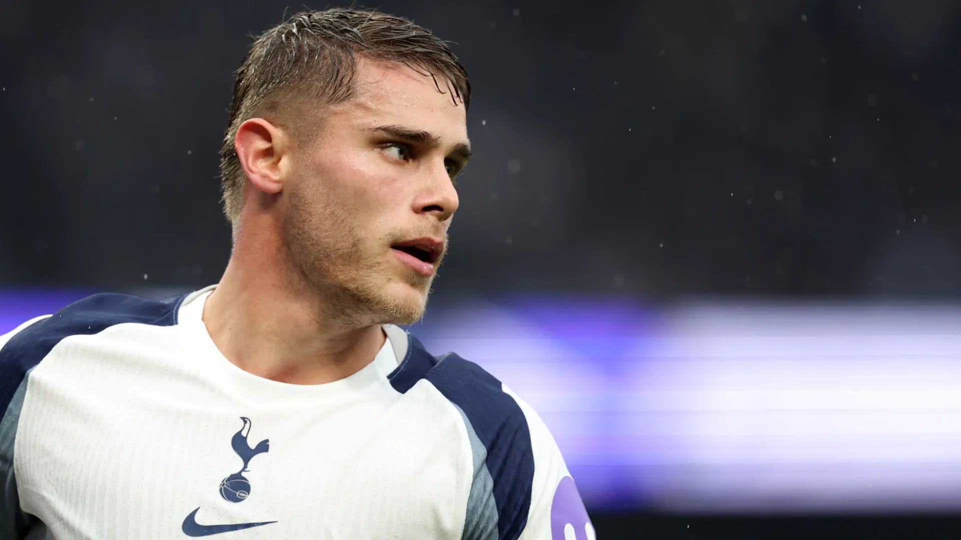 Alderweireld: Micky van de Ven can ‘level up’ without leaving Spurs — Goal