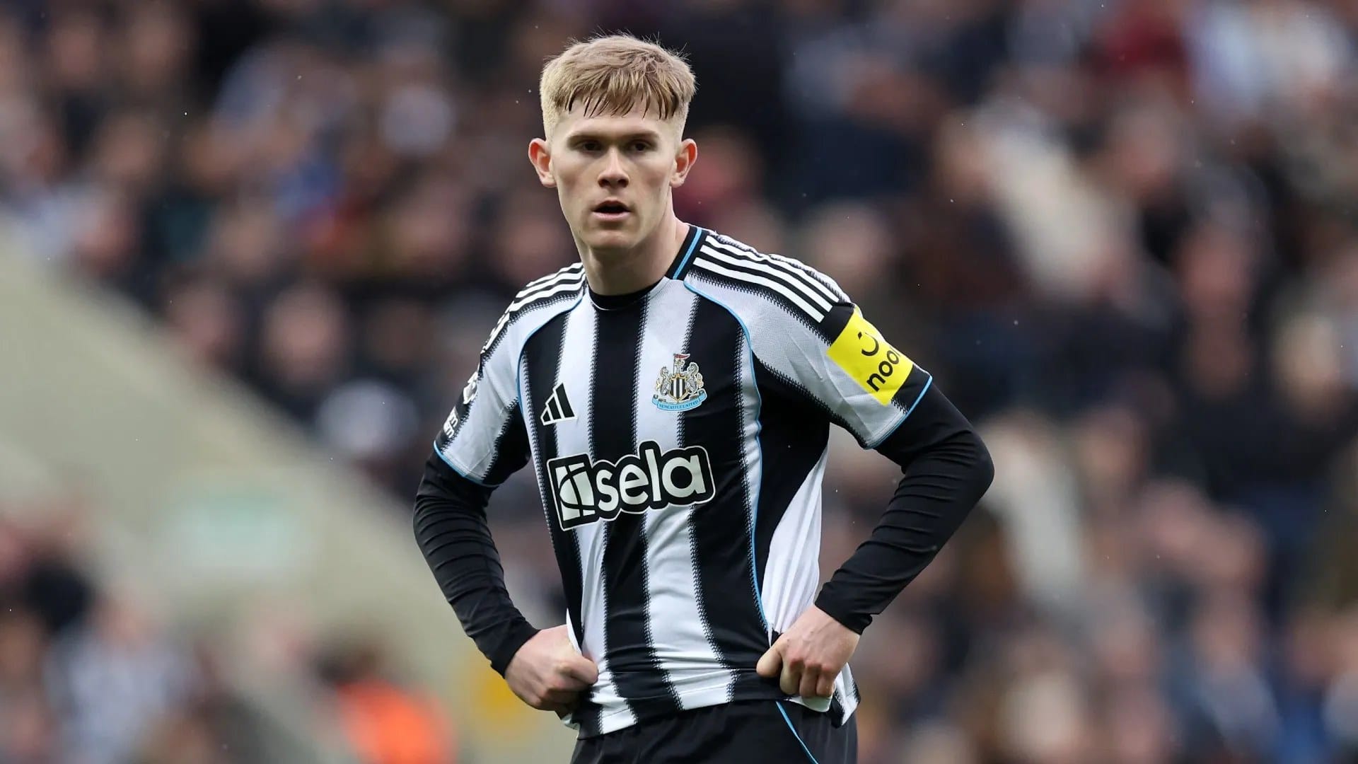 Lineker questions Tuchel over Lewis Hall omission from England World Cup squad — Goal