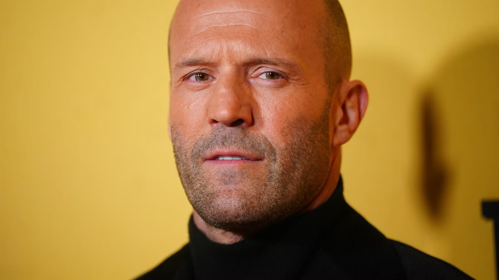 Jason Statham's 'The Italian Job' remake climbs Netflix charts — Movieweb
