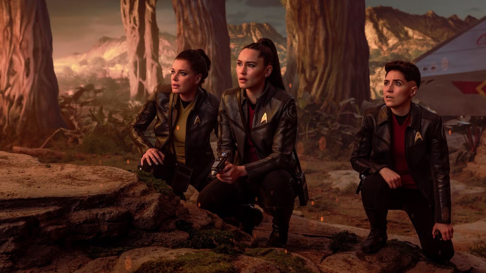 Strange New Worlds season 4 trailer teases dinosaurs, cowboys and dragon — Polygon