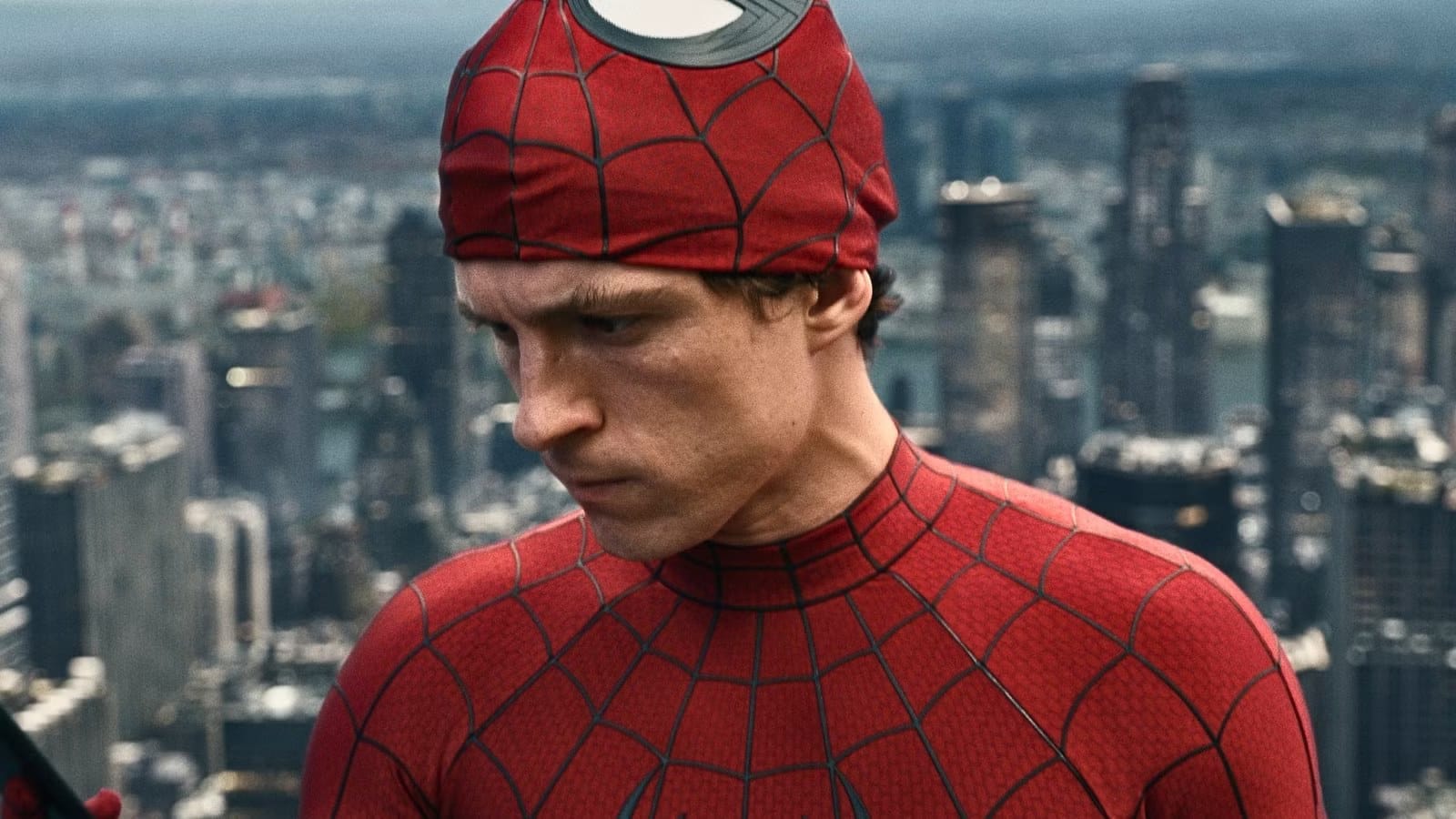 Tom Holland Picks Owen Cooper as Potential New Spider-Man — Movieweb