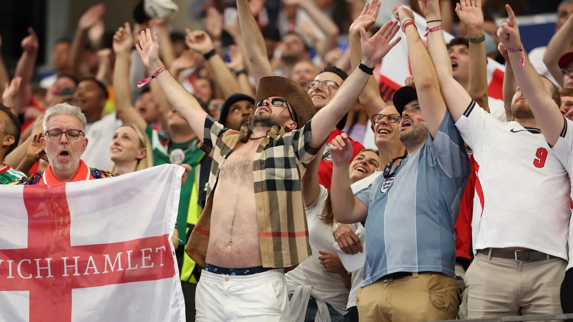 From rodeos to Oasis: England fans embrace Texas and American culture — Goal