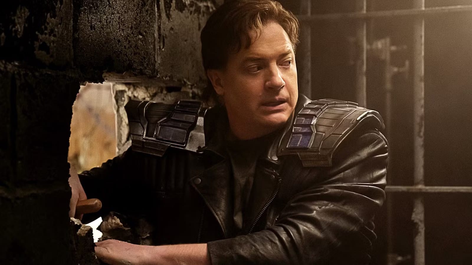 Jeff Daniels Joins Brendan Fraser in Starman — Movieweb