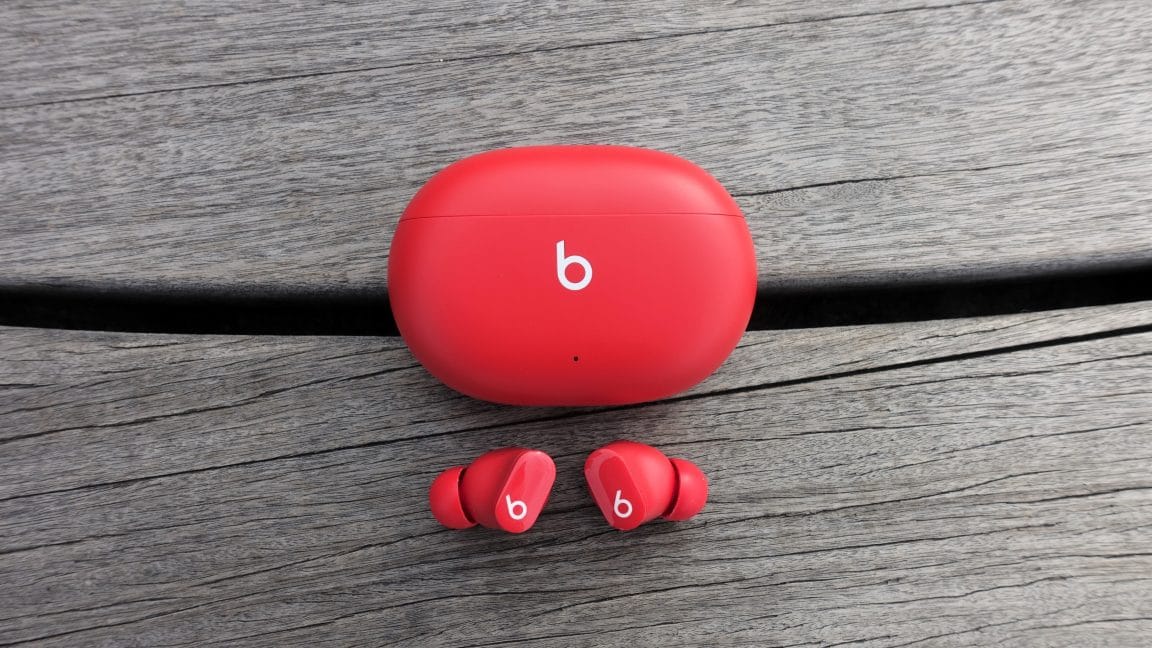 Apple patches high-severity eavesdropping vulnerability in Beats Studio Buds — Biz & IT - Ars Technica
