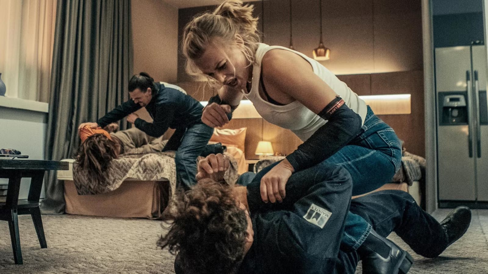 Exterritorial Continues to Grow as a Major Netflix Hit — Movieweb