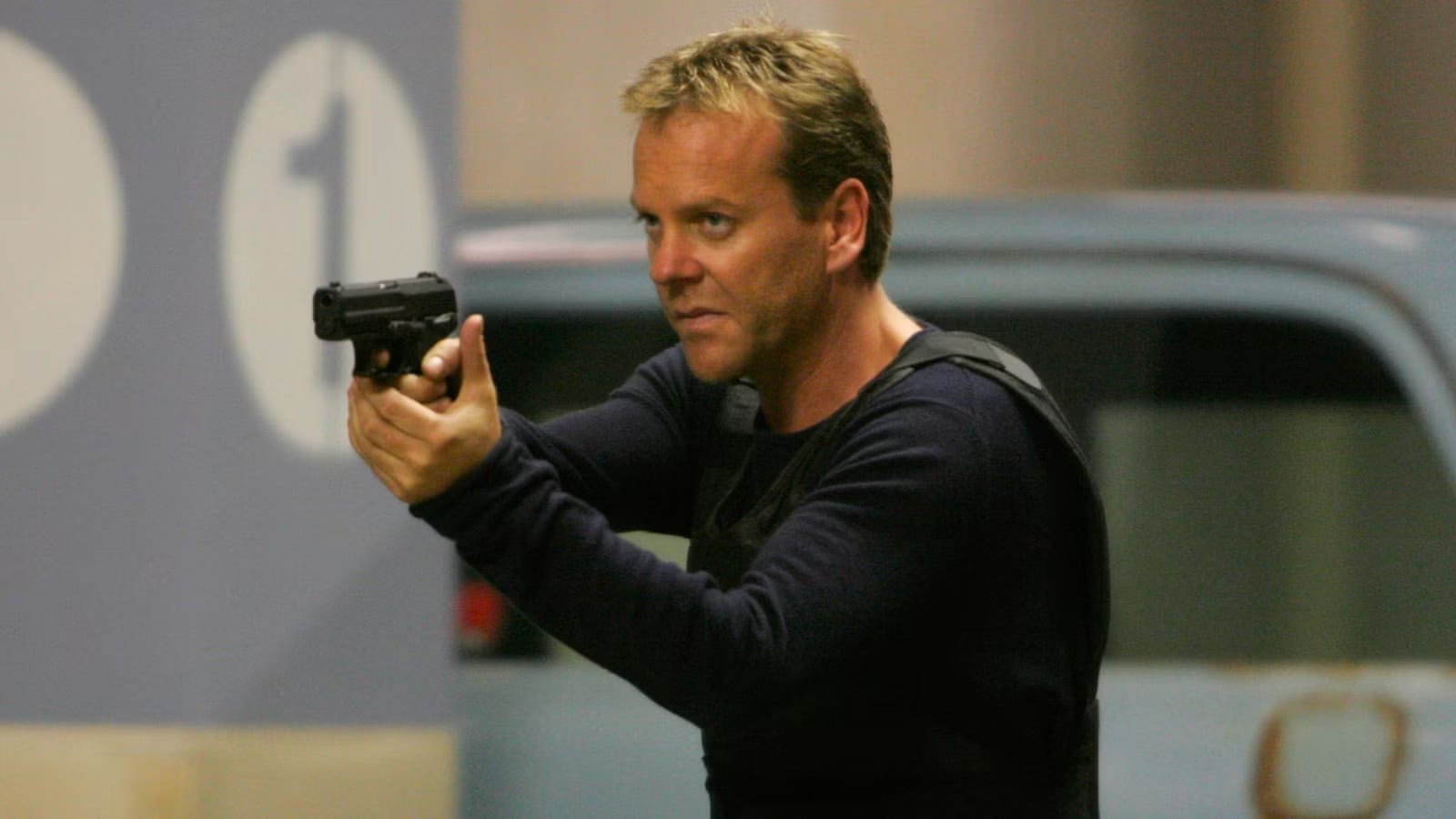 Homeland Is the Perfect Blend of Conspiracy and Counterterrorism — Movieweb