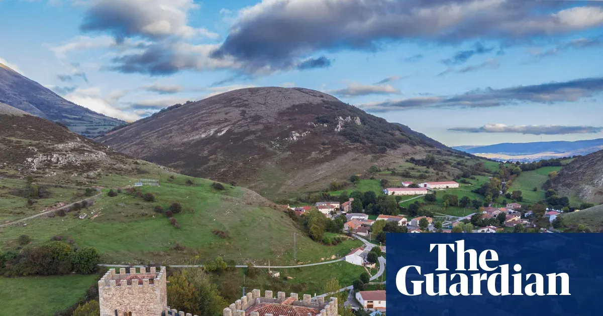 Spain shifts tourism beyond beaches as visitors near 100 million — Lifestyle | The Guardian