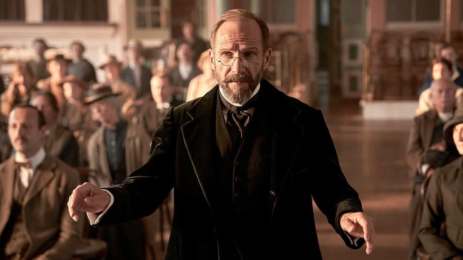 Ralph Fiennes’ Criminally Underrated WWI Gem Is Finally Coming to Netflix — Collider