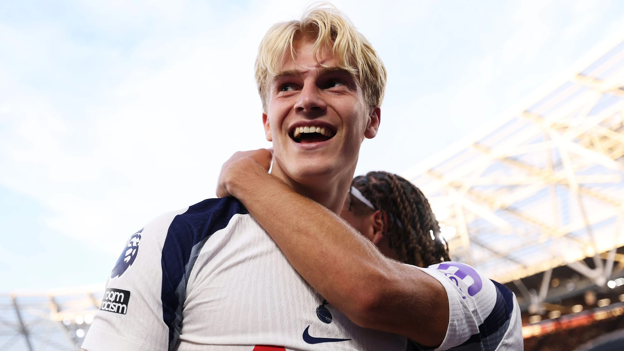 Lucas Bergvall wants to leave Tottenham as rivals circle — Goal