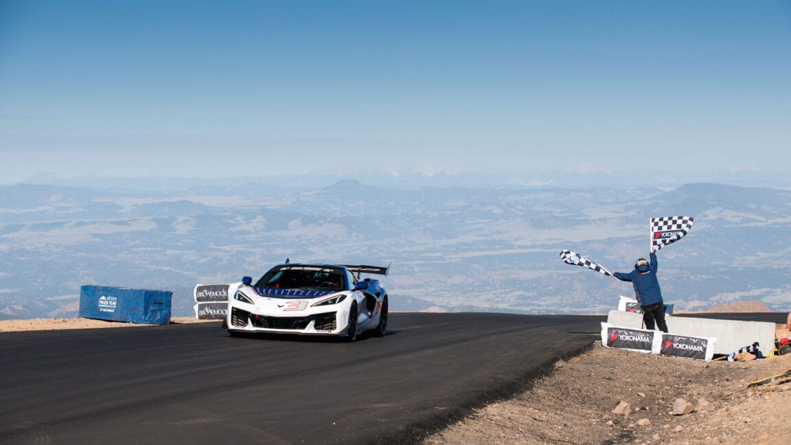 1,250 hp hybrid Corvette shatters the Pikes Peak production record — Cars - Ars Technica