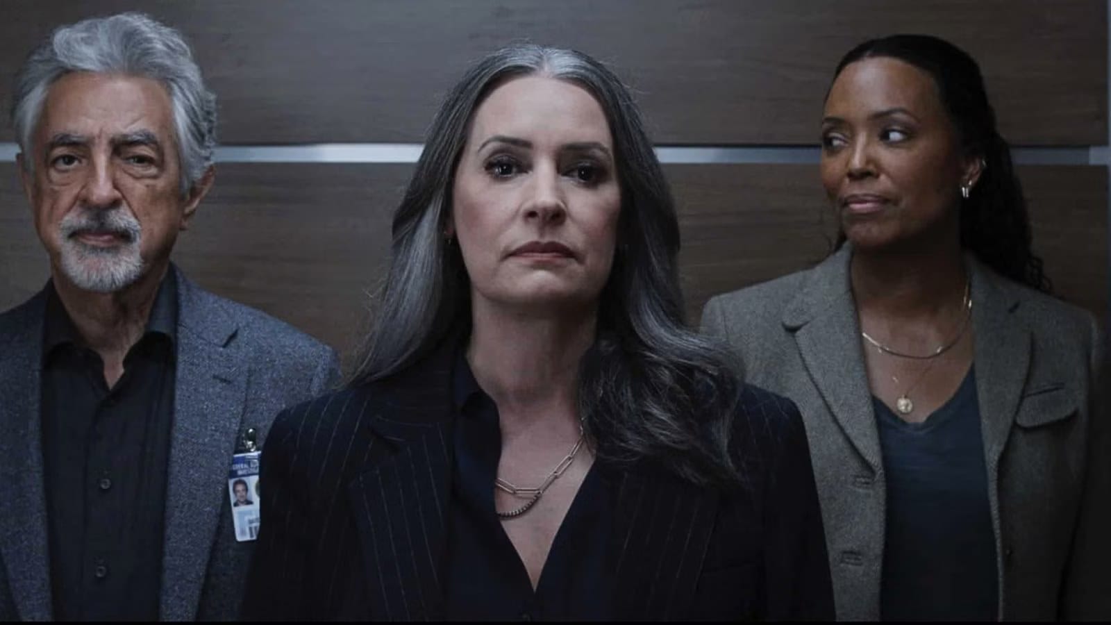 Paget Brewster apologizes after lashing out at critic — Movieweb