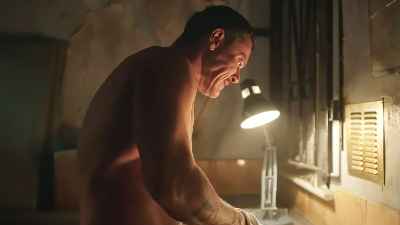 Netflix Scores Hit With Luke Evans’ Slow-Burn Thriller — Movieweb