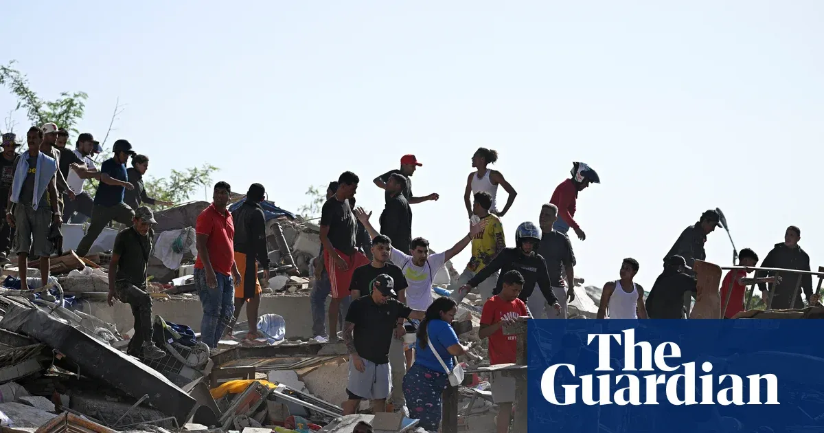 US, Cuba and Iran join global rescue effort after Venezuela earthquakes — World news | The Guardian