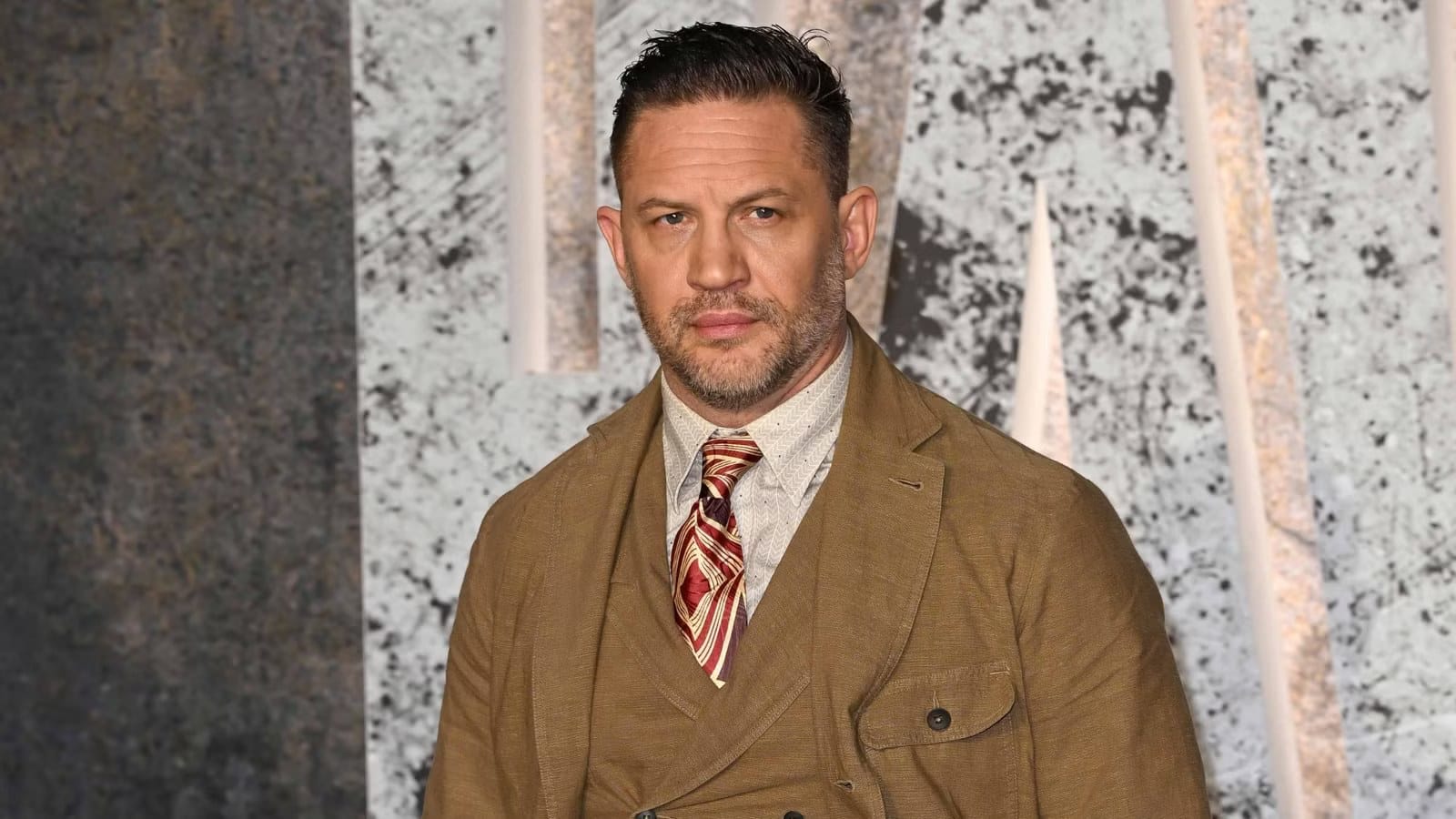 Tom Hardy's Bill Sikes Anchors BBC's Gritty Oliver Twist — Movieweb