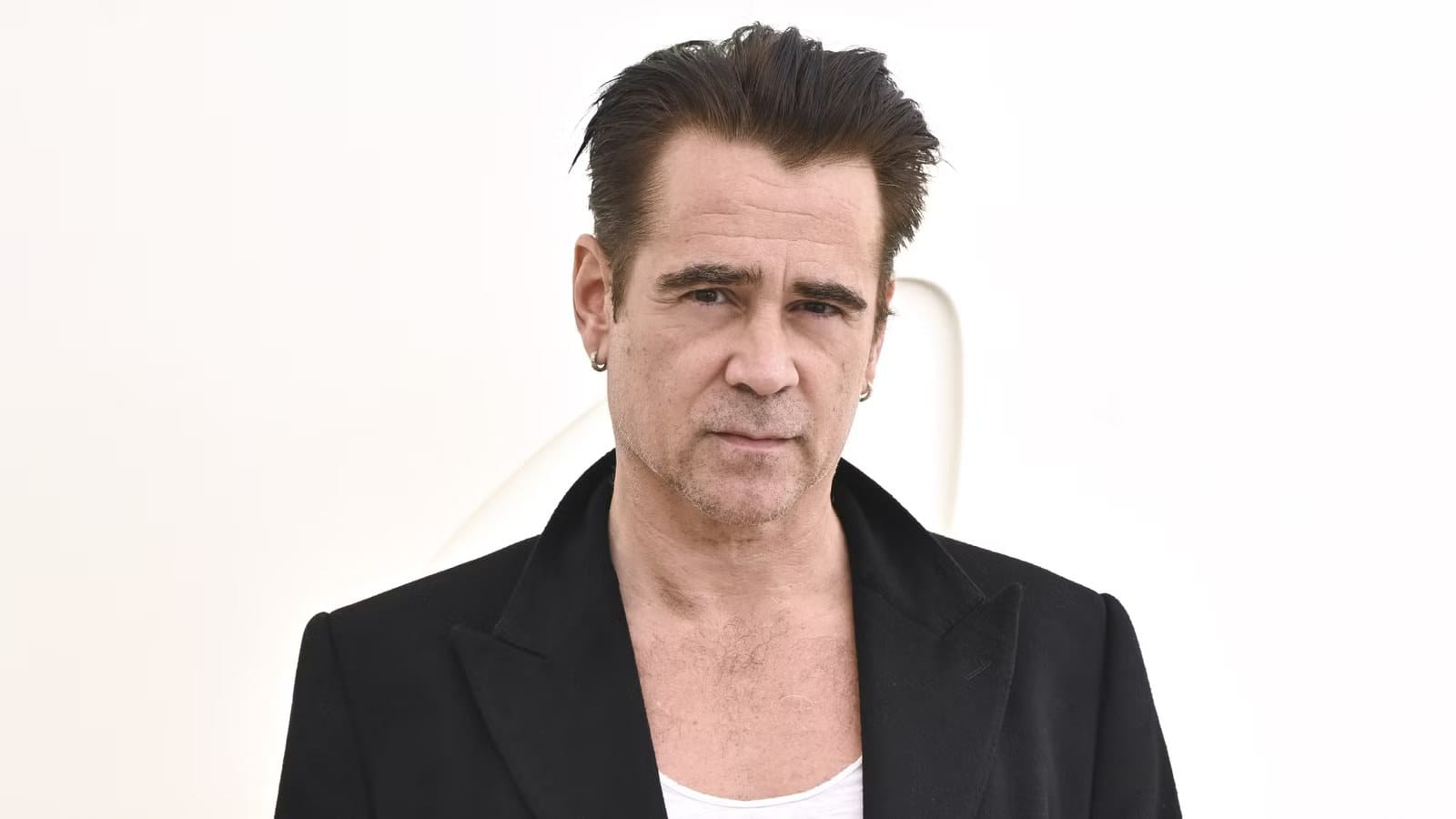 Colin Farrell Anchors Secret Sci‑Fi Thriller on Apple TV — Movieweb