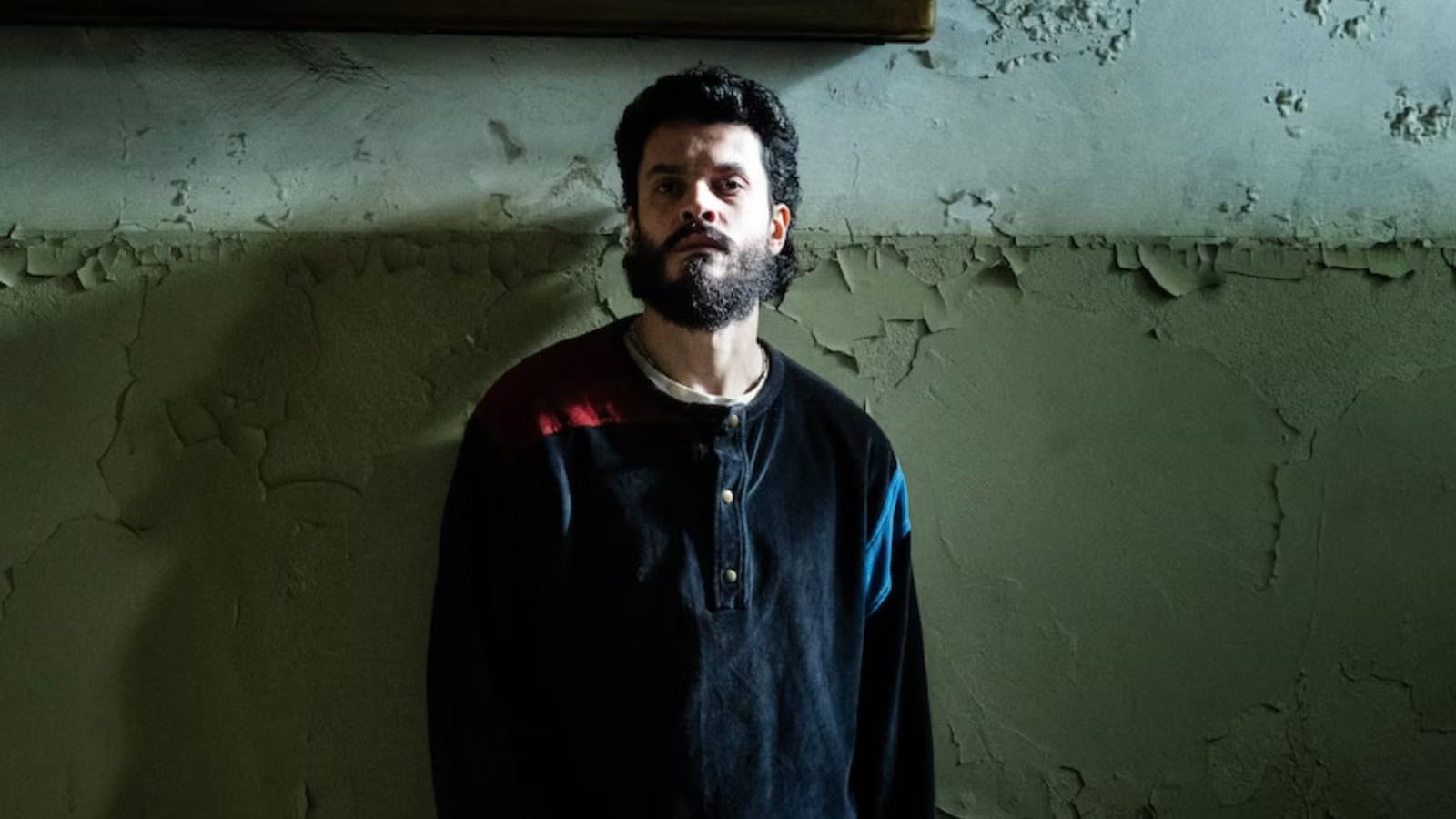 Netflix's #1 Limited Crime Thriller Officially Confirms Surprise Return — Movieweb