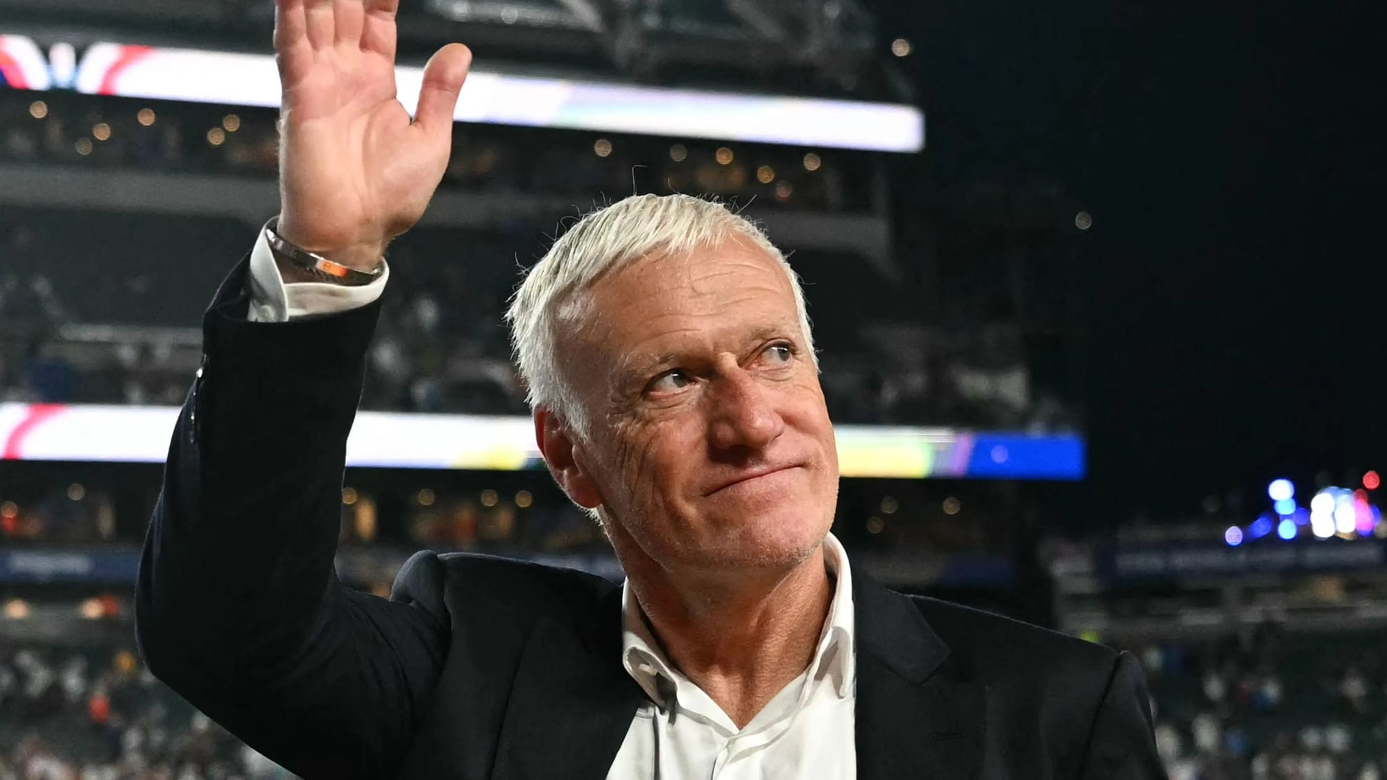 Lineker: Deschamps best qualified to win World Cup, slams FIFA over armbands — Goal