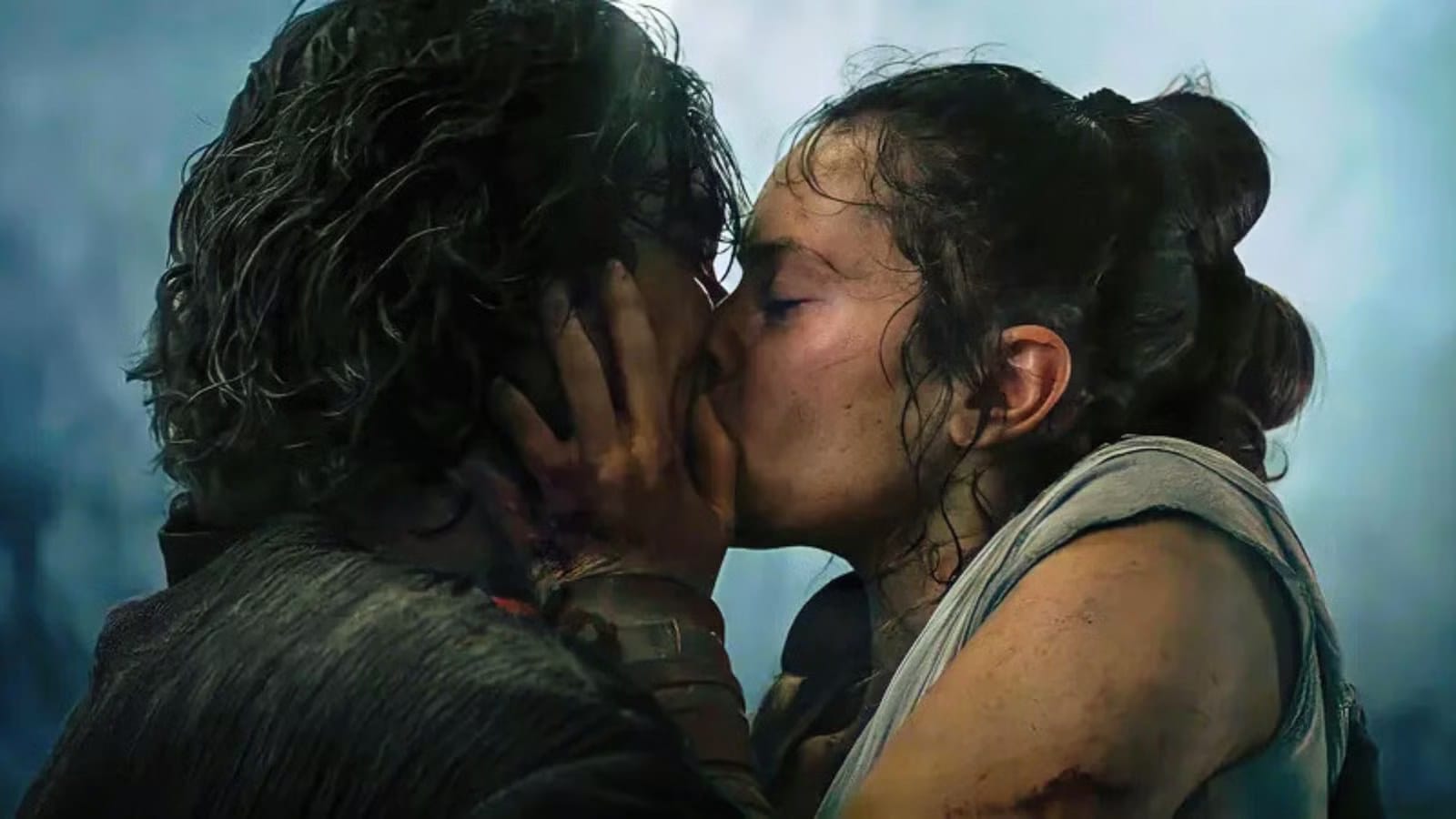 Reylo fan fiction turned rom-com arrives on Prime Video — Polygon
