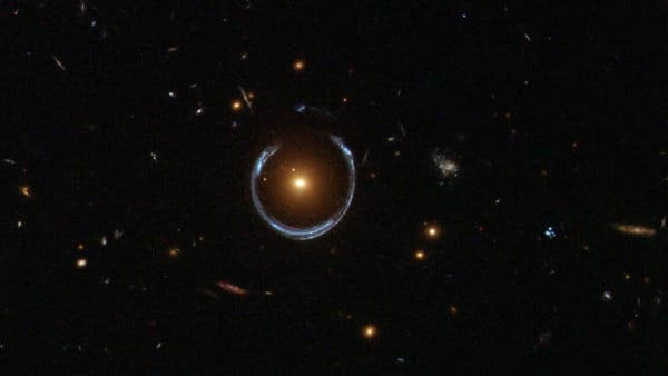 Gaia-aided microlensing reveals a Saturn-mass rogue planet in the 'Einstein desert' — Cdn.arstechnica.net