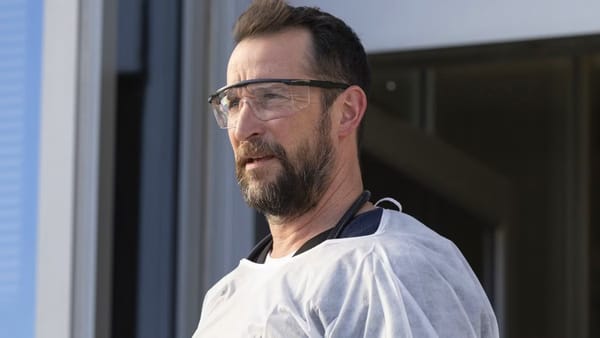 The Pitt Season 2 opens with a 100% critical score on Rotten Tomatoes — Static0.colliderimages.com