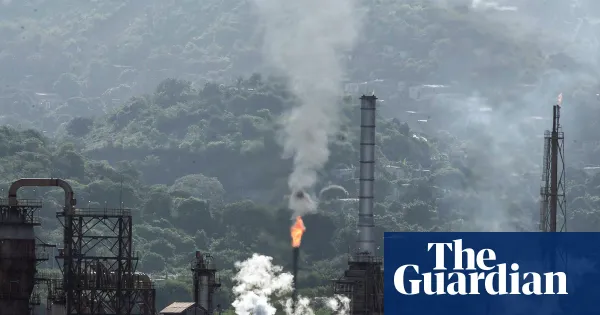 Trump pushes to ramp up Venezuelan oil production after Maduro capture, experts warn of climate harm — I.guim.co.uk