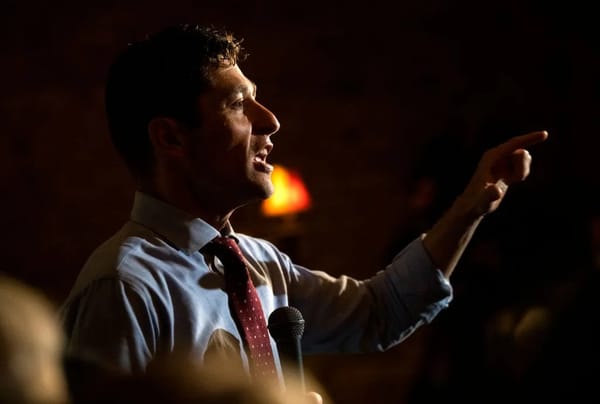 Minneapolis mayor demands ICE leave after federal agent fatally shoots woman — Api.time.com
