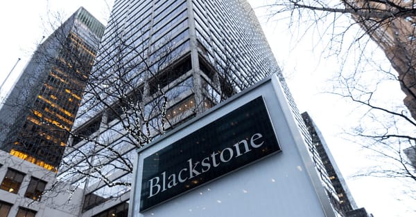 Trump urges Congress to bar large investors from buying more single-family homes — Static01.nyt.com