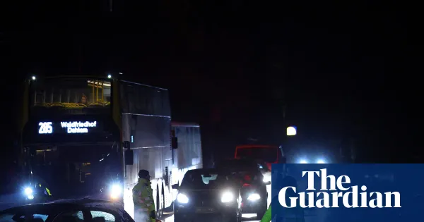 Anarchist militants claim arson that cut power to about 45,000 Berlin homes — I.guim.co.uk