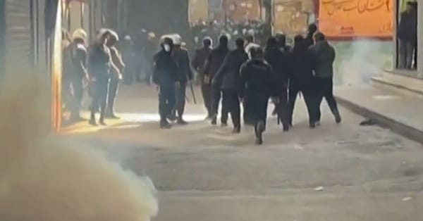Protests and strikes spread across Iran as judiciary threatens crackdown — Static01.nyt.com