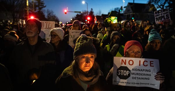 ICE agent fatally shot a Minneapolis woman; officials dispute accounts — Static01.nyt.com