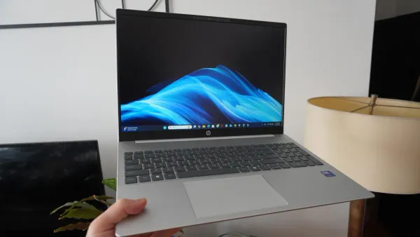 HP OmniBook 5 16-inch offers long battery life at $649 — Zdnet.com