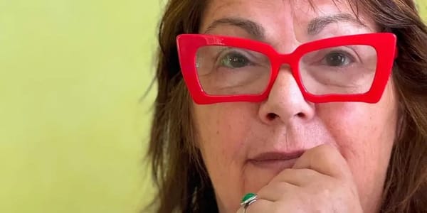At almost 70, selling her house let a photographer travel and start over — I.insider.com
