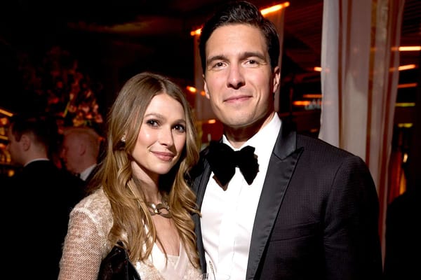 ABC correspondent Will Reeve marries Amanda Dubin in Miami — People.com