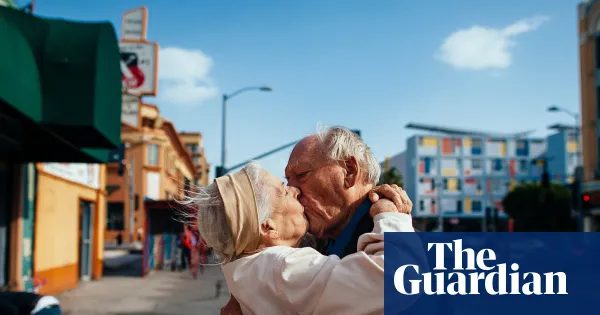 Grey! Art on Ageing showcases intimate portraits that question how we grow old — I.guim.co.uk