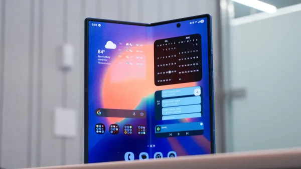 ZDNet identifies five preinstalled Samsung apps users may want to remove — Zdnet.com