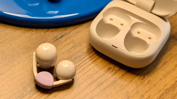 Sony includes removable fitting cushions with LinkBuds Clip to improve fit — Zdnet.com