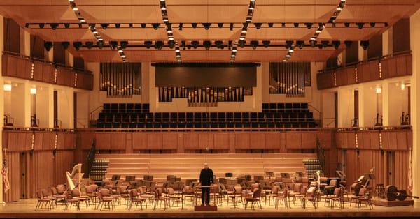 Philip Glass Withdraws Symphony From Kennedy Center; National Symphony Will Stay — Static01.nyt.com