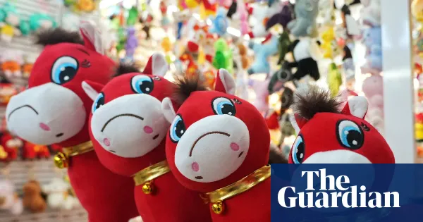 Defective ‘crying horse’ toy from Yiwu goes viral in China — I.guim.co.uk