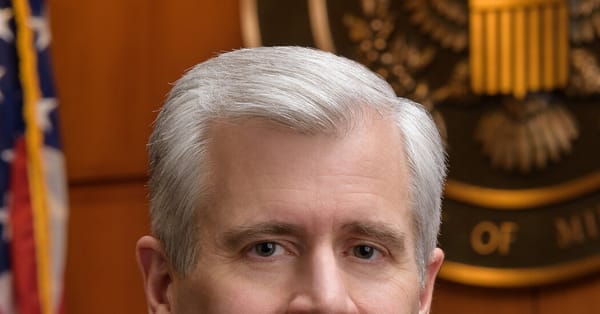 Minnesota chief judge rebukes ICE, demands explanation then withdraws order — Static01.nyt.com