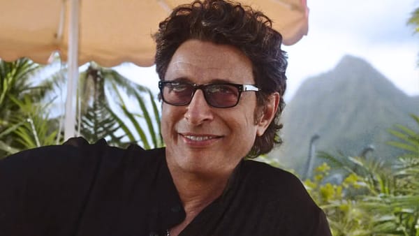 Taika Waititi remakes Jurassic Park for Xfinity Super Bowl ad with Dern, Neill, Goldblum — Static0.moviewebimages.com