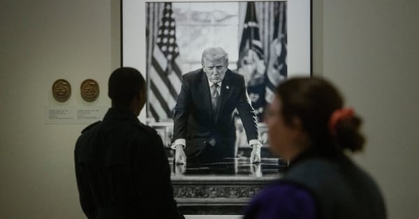White House urges Smithsonian to add a Trump display — NYT > Arts