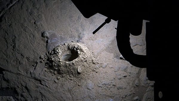 Curiosity uses last drop of solvent to test for organics on Mars — Mashable