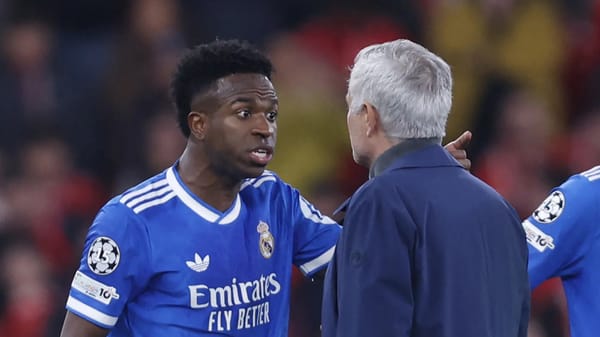 Rio Ferdinand defends Jose Mourinho over Vinicius Jr racism row — Goal