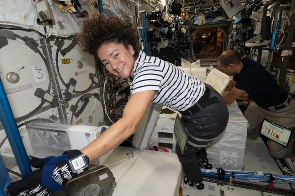 Dragon Returns to Earth as Crew Prepares Two Cargo Departures — NASA Science