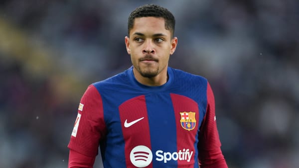 Chelsea submit £43m offer for Vitor Roque — Goal