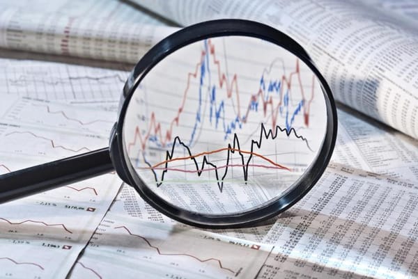 Bitcoin could fall another 30% as four-year cycle deepens — CoinDesk: Bitcoin, Ethereum, Crypto News and Price Data