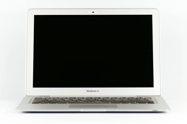 13.3-inch MacBook Air (8GB, 128GB) refurbished for $199.97 — Mashable