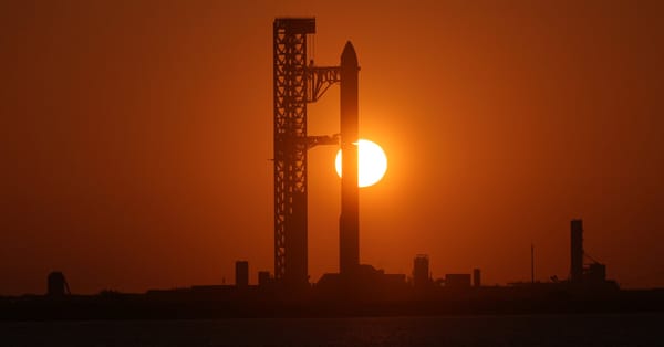 SpaceX completes mostly successful Starship test flight — NYT > Science > Space & Cosmos