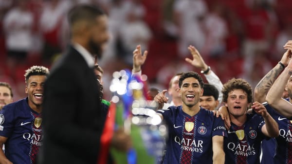 Kimpembe helps lift Champions League trophy despite leaving PSG — Goal